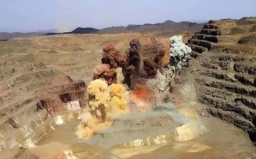 كارثة منجم السودان: 82 قتيلًا وتداعيات اقتصادية خطيرة